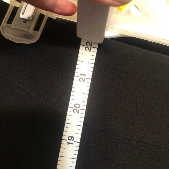 Salvatore  Ferragamo size 42 black Gorgeous 100% wool maxi skirt 12” slit - Picture 11 of 16